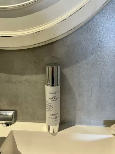 AHA Multi-Active Cleanser photo review