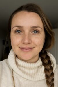 Annelie B. 